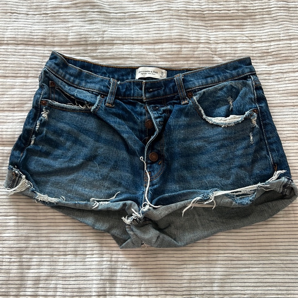 Abercrombie & Fitch High Rise Mom Shorts size 30